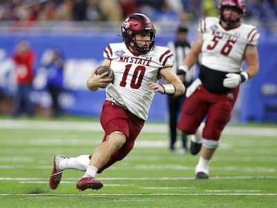 NCAA Football Week 0 Official Plays